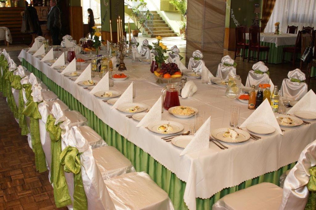 Zajazd Grodek Bujak Robert Naclegi I Restauracja Grodkow  Bagian luar foto